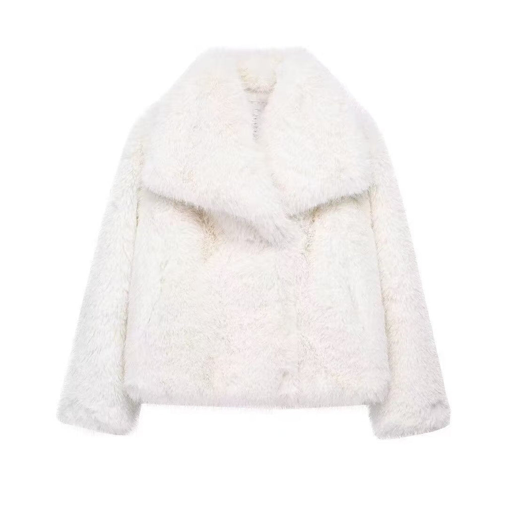Women's Faux Fur Coat with Large Lapel Trendy